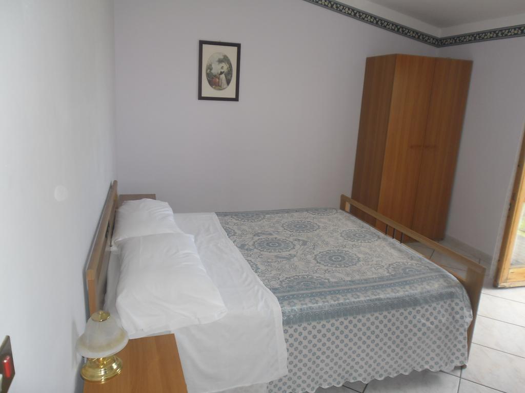 Agriturismo La Selva Cava deʼ Tirreni Habitación foto